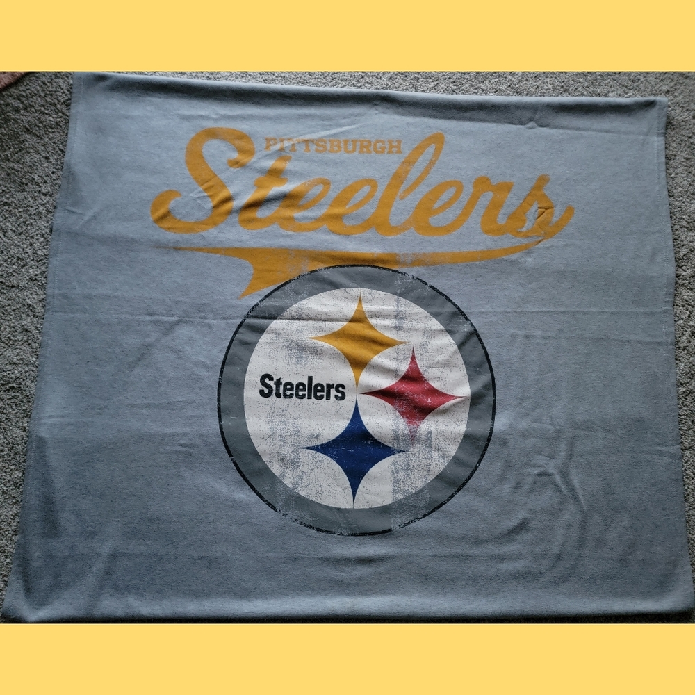 NFL Pittsburgh Steelers Gray Sweatshirt Throw Blanket, 4.5 ft x 6.5 ft